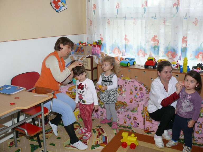 grey_beard-kindergarten-90505_1280