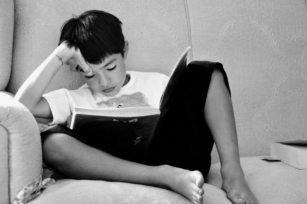 sof_lo-children-studying-670663_1280