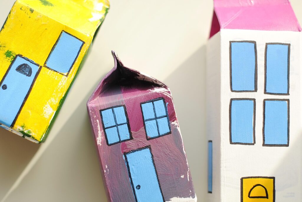 thanekeller-toy-village-960908_1280